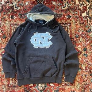 Y2k University of Carolina Tar Heels blakc and blue embroidered hoodie size S/M